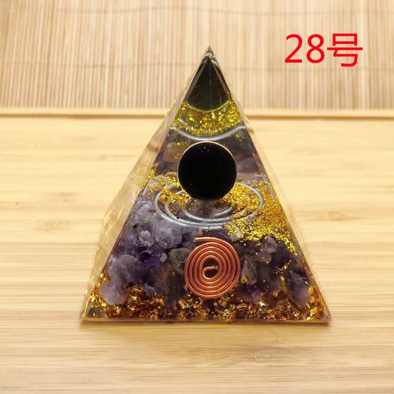 Cross-border ornaments foreign trade explosions a variety of crystal gravel energy stone pyramid ornaments creative crafts manufacturers 28.