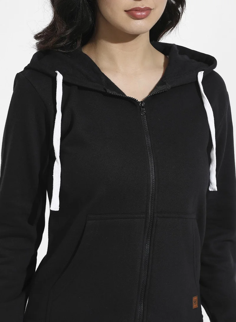 Campus Sutra Women's Onyx Black Solid Zip-Front Hoodie For Casual Wear | Hooded Neck | Long Cuffed Sleeves | Zipper Closure | Sweatshirt Crafted With Comfort Fit For Everyday Wear