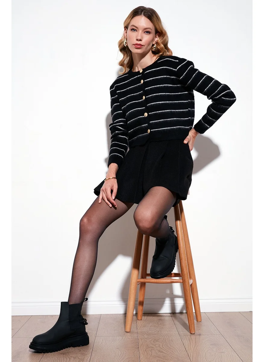 Lela Standard Fit Striped Soft Texture Crop Knitwear Cardigan Women's Cardigan 4615551