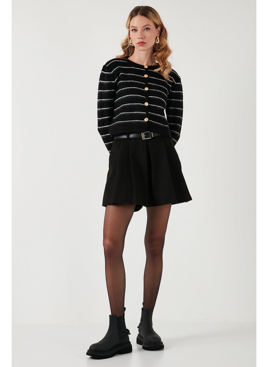 Lela Standard Fit Striped Soft Texture Crop Knitwear Cardigan Women's Cardigan 4615551  - Image 3