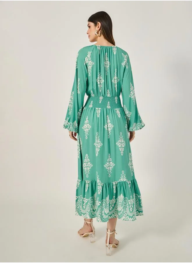 ستايلي All Over Print Smocked Detail A-Line Midi Dress