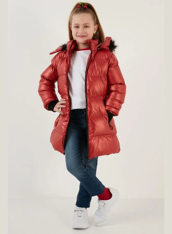 ليلا معطف شتوي للبنات بغطاء رأس قابل للفصل وبطانة فرو صناعي من ليلا
