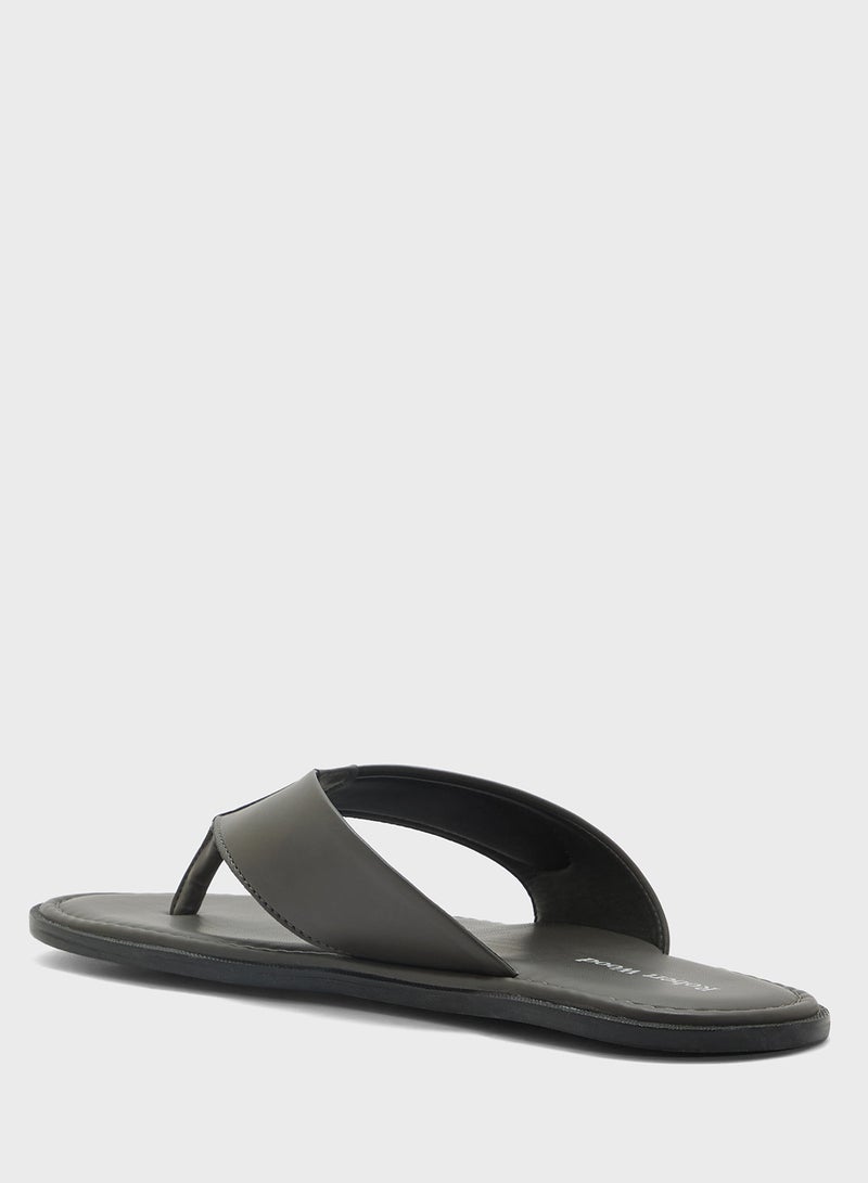Robert Wood Casual Flip Flops  - Image 3