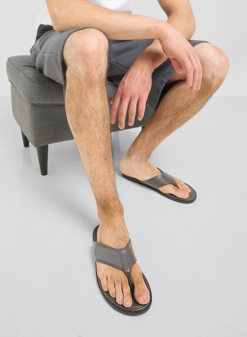 Robert Wood Casual Flip Flops