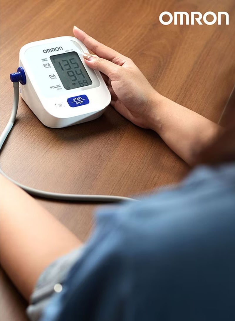 أومرون جهاز قياس ضغط الدم أومرون HEM7121 أوتوماتيك للذراع جهاز ضغط رقمي منزلي لقياس ضغط الدم والنبض معتمد سريرياً بتقنية إنتيلي سينس IntelliSense مؤشر ارتفاع الضغط كشف عدم انتظام ضربات القلب كشف حركة الجسم دليل ربط الكفة تخزين 30 قراءة تشغيل بلمسة واحدة قياس دقيق ومريح - Image 5
