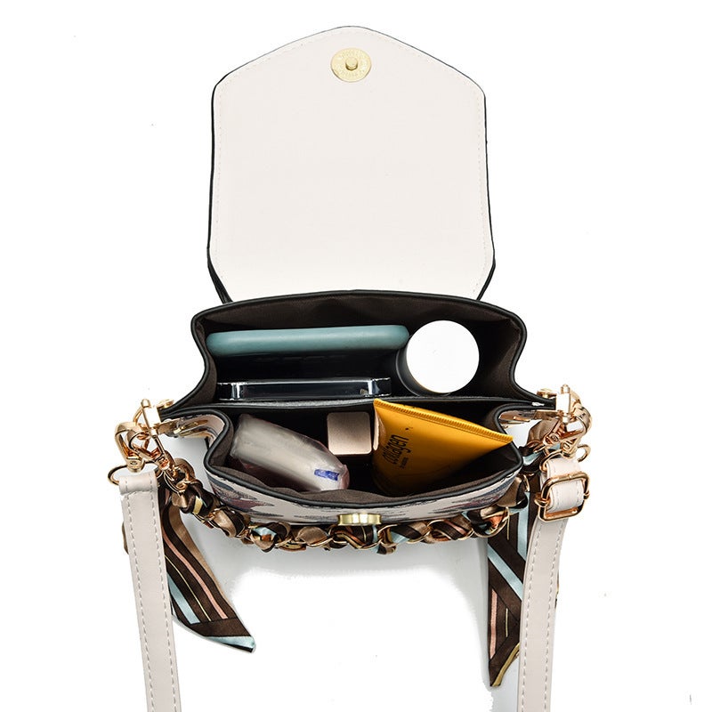 2023 New Mobile Phone Bag Fashion Super Lightweight Fashion Crossbody All-Match Small Fresh Bag Change - Image 4