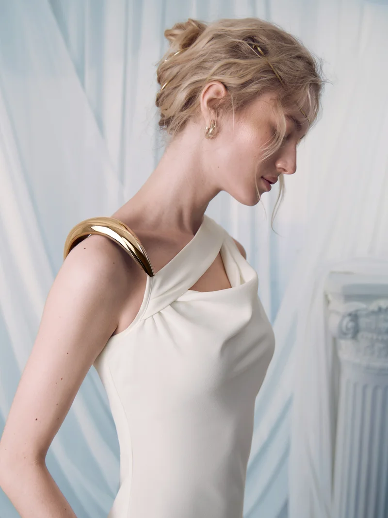 Lichi Maxi dress with metal halter