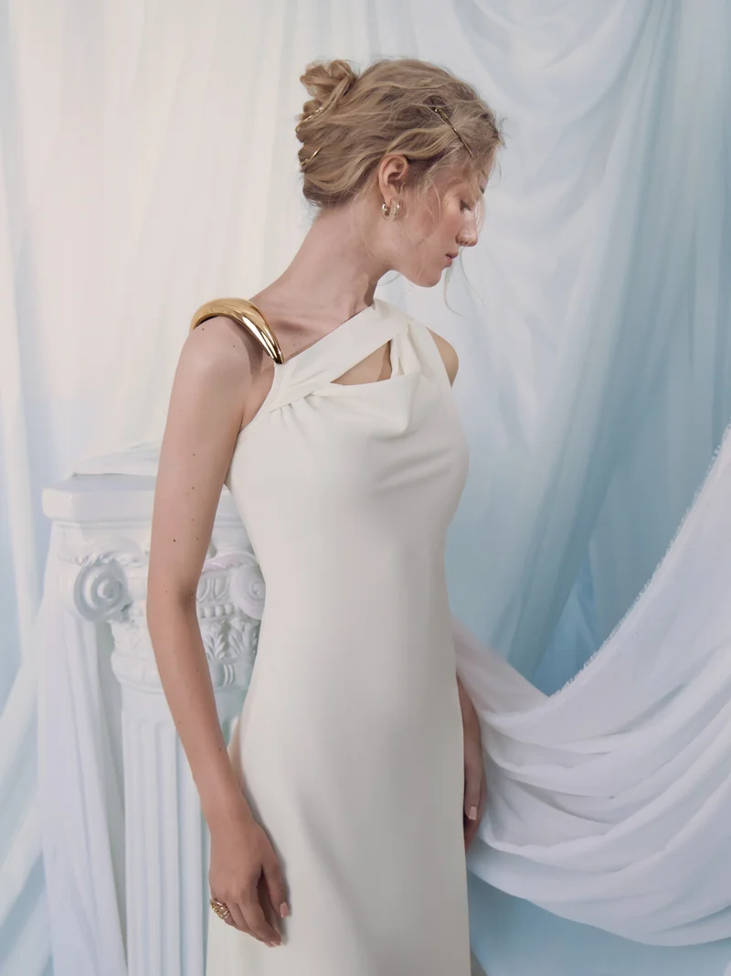 Lichi Maxi dress with metal halter