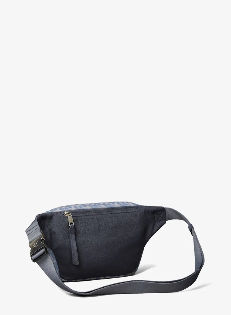 كالفن كلاين جينز حقيبة خصر مطبوعة