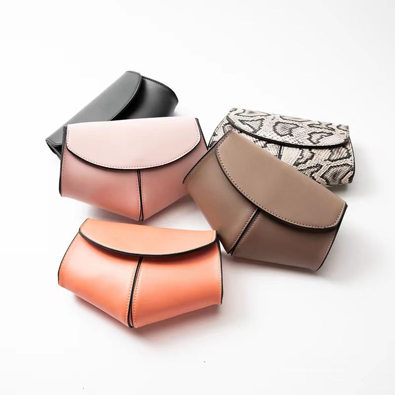 Spring 2023 Pu Peach Heart Waist Bag Shoulder Waist Bag With Magnetic Buckle Belt Cosmetic Bag - Image 2