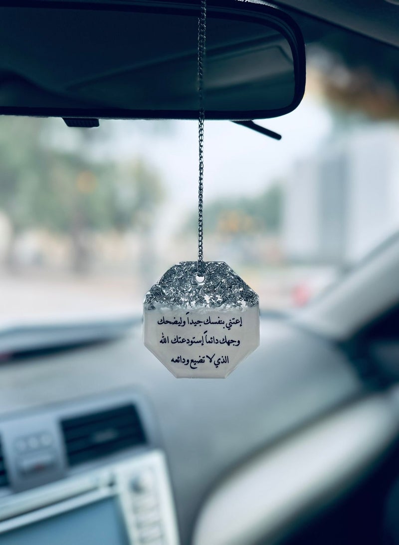 Car decoration pendant, one face, with an elegant design, embroidered with silver leaf of luxurious resin - Image 2