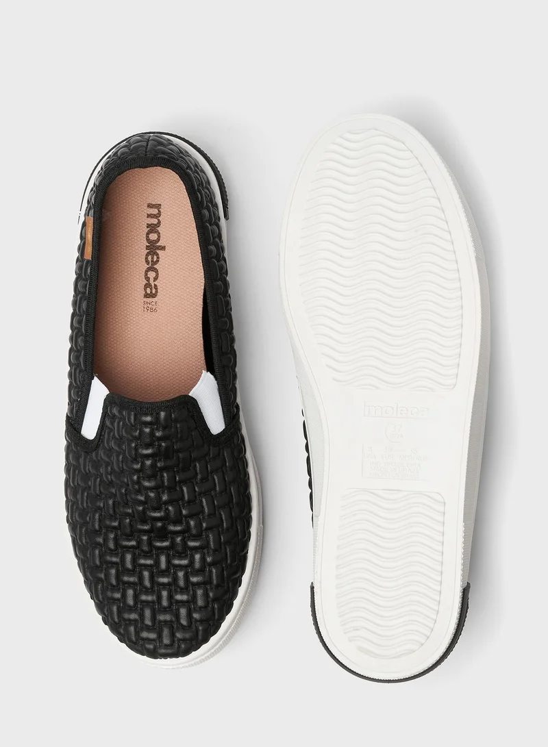 MOLECA Alianna Slip Ons