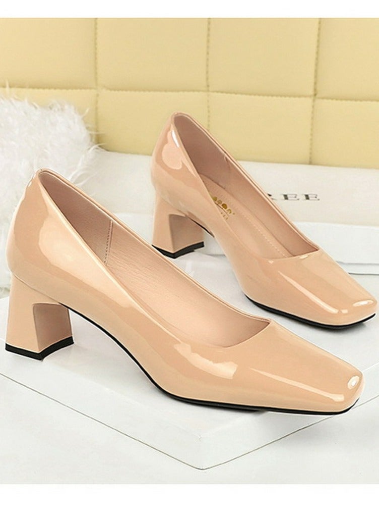 بيج تري المرأة سمينة منتصف الكعب مربع مغلق إصبع القدم براءة اختراع مضخات الجلد البيج 5CM - Image 2