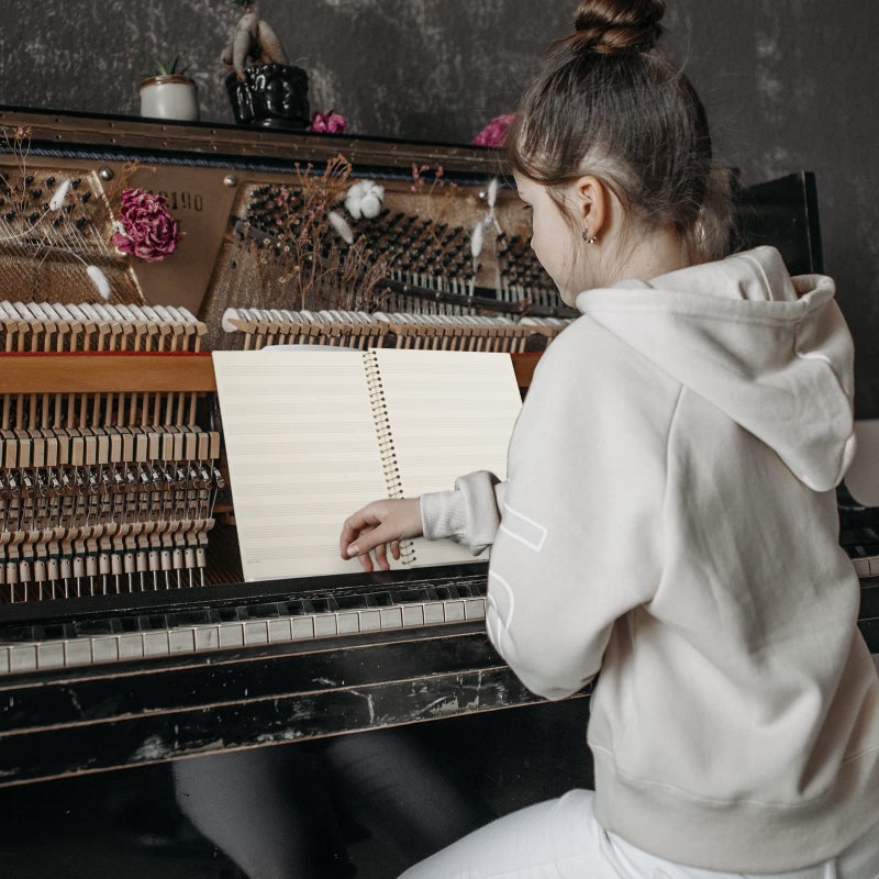 MAXCURY Music Notebook, Blank Sheet Note book, Cardboark Spiral NoteBook Manuscript Paper, Composition Staff Paper for Kids, Musician, Students, Piano-Keyboard-Music-Notebook 100 Pages 26x19cm - Image 4