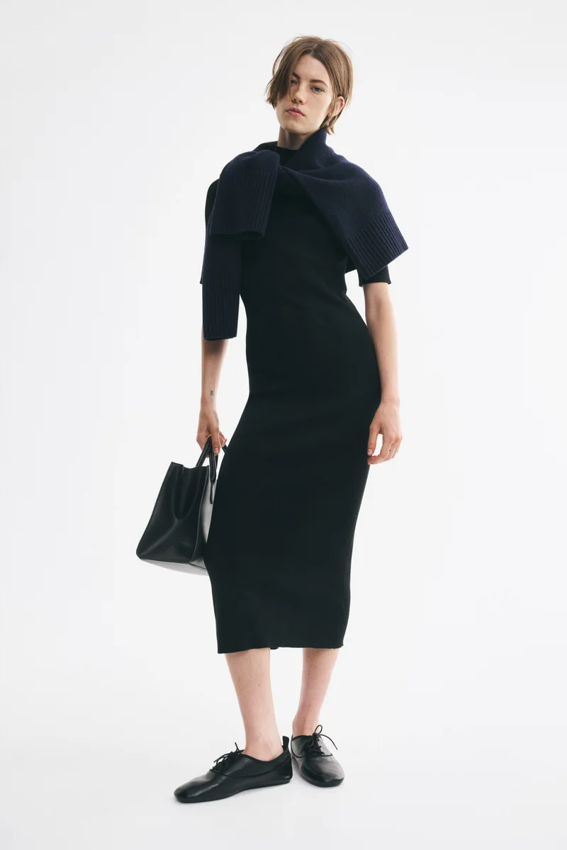 Fine-knit turtleneck dress