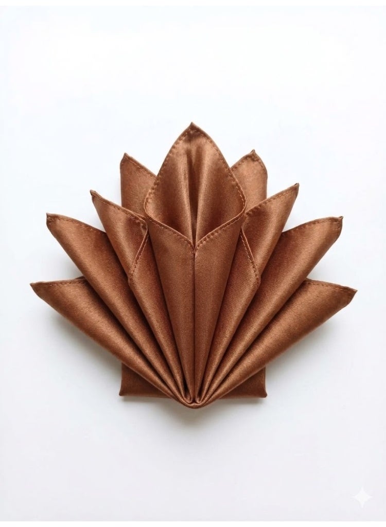 Men's pocket square to complete a formal suit look - high-quality fabric with a modern design - Image 2