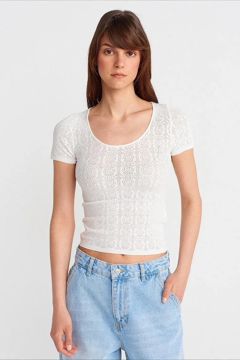 DILVIN Slim Fit Ribbed Textured Blouse