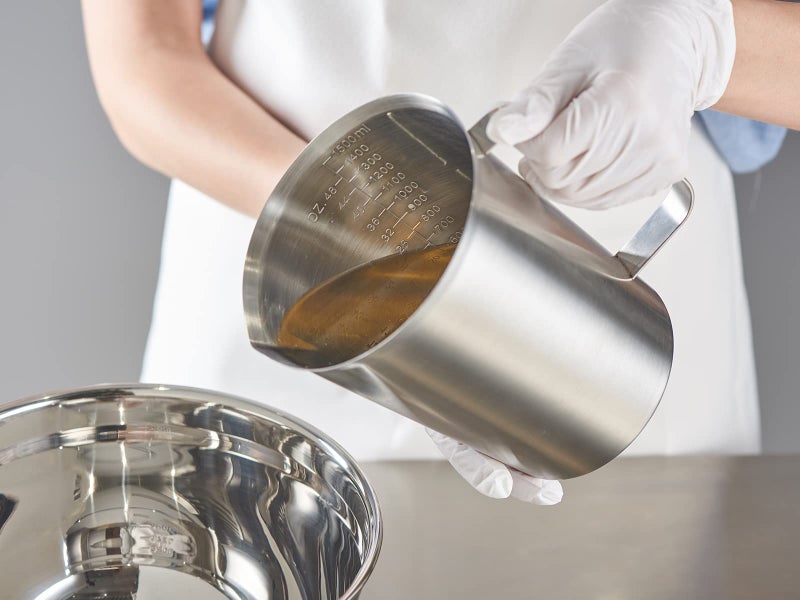 CURTA 18/8 Stainless Steel Measuring Cup with Handle and Pour Lip, Metal Pitcher with Oz and ML marking, 48OZ/1500 ML- 6 Cup), Heavy-Duty Pitcher - Image 5