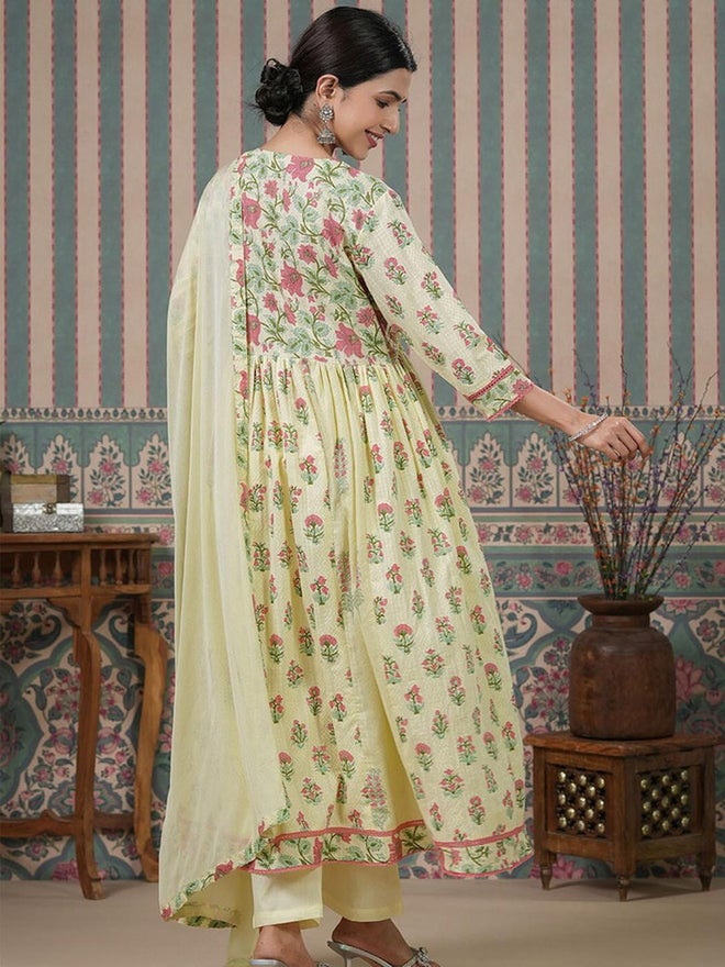 آي شين طقم كورتا نسائي قطني من إيشين مع بنطلون ودوباتا - Image 3