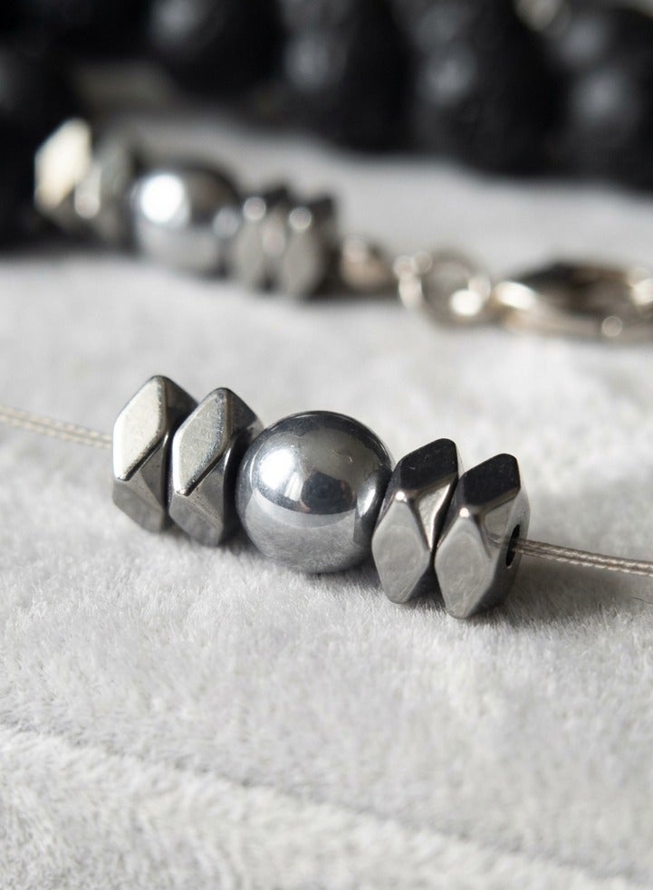 سبحة من حجر اللافا الأسود 33 حبة مقاس 10 مم  مع كيس من الجوت هدية - Image 3