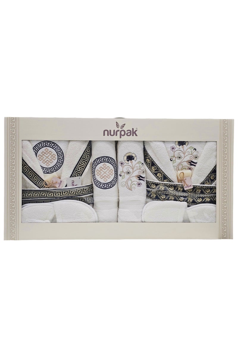 نورباك طقم رداء حمام عائلي فاخر مكون من 16 قطعة، مصنوع من القطن التركي بنسبة 100%، طقم رداء حمام ومنشفة فاخر للزوجين، يتضمن 3 أحجام من المناشف، ونعال، وقفازات غسيل، وصابون، أزرق داكن/أبيض عاجي - Image 2
