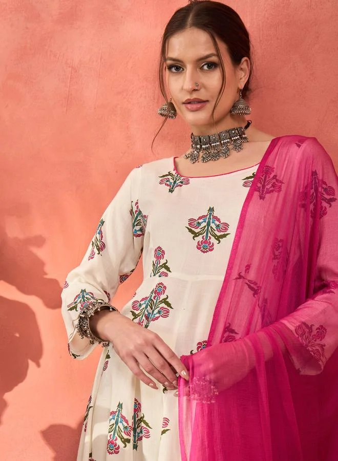 SASSAFRAS SASSAFRAS White Floral Rayon Anarkali Kurta with Straight Pants and Dupatta Set