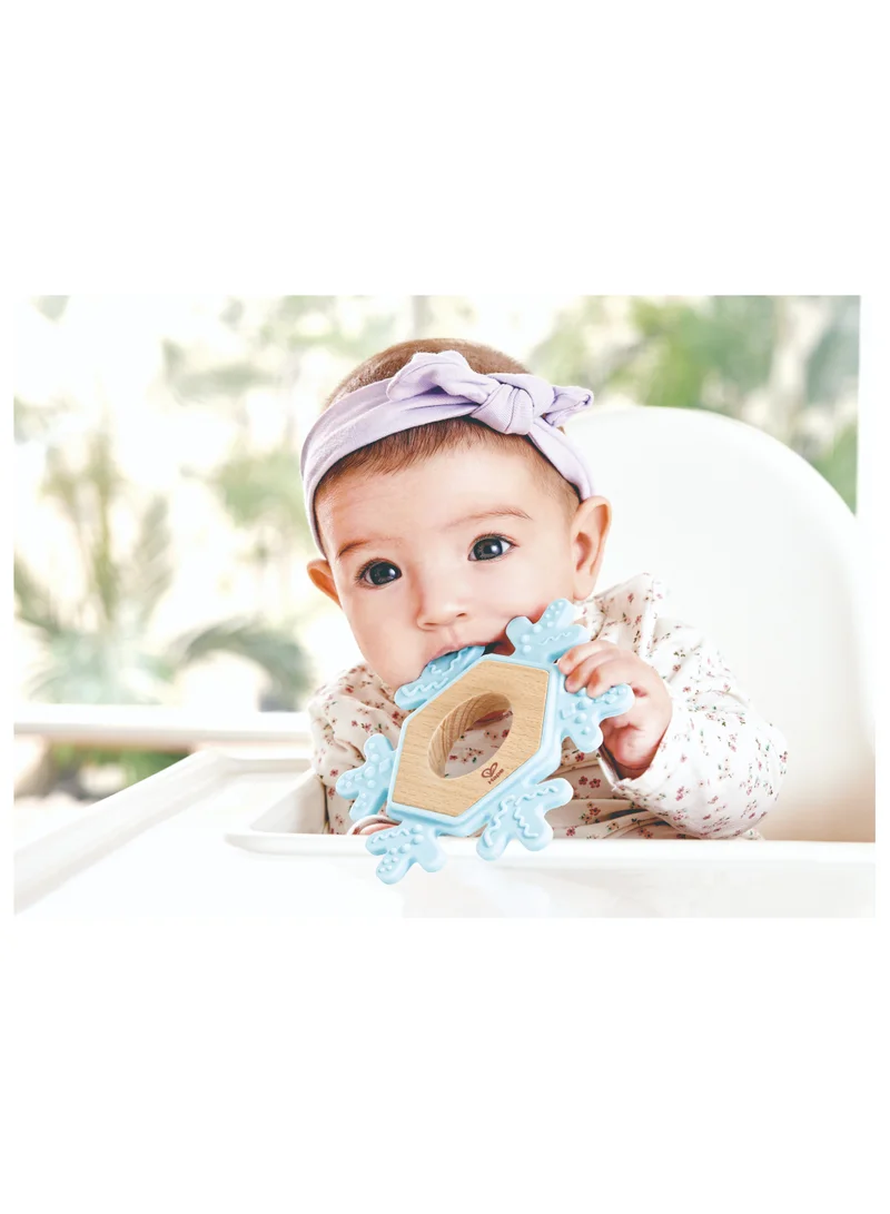Hape Snowy Teether BPA-free Silicone Snowflake Toy, 0M+, Teething Toy for Baby, Baby Toy Gifts, Baby Shower Gifts, Gentle Massage and Relief to the Baby`s Gums, Infant Sore Gums Pain Relief