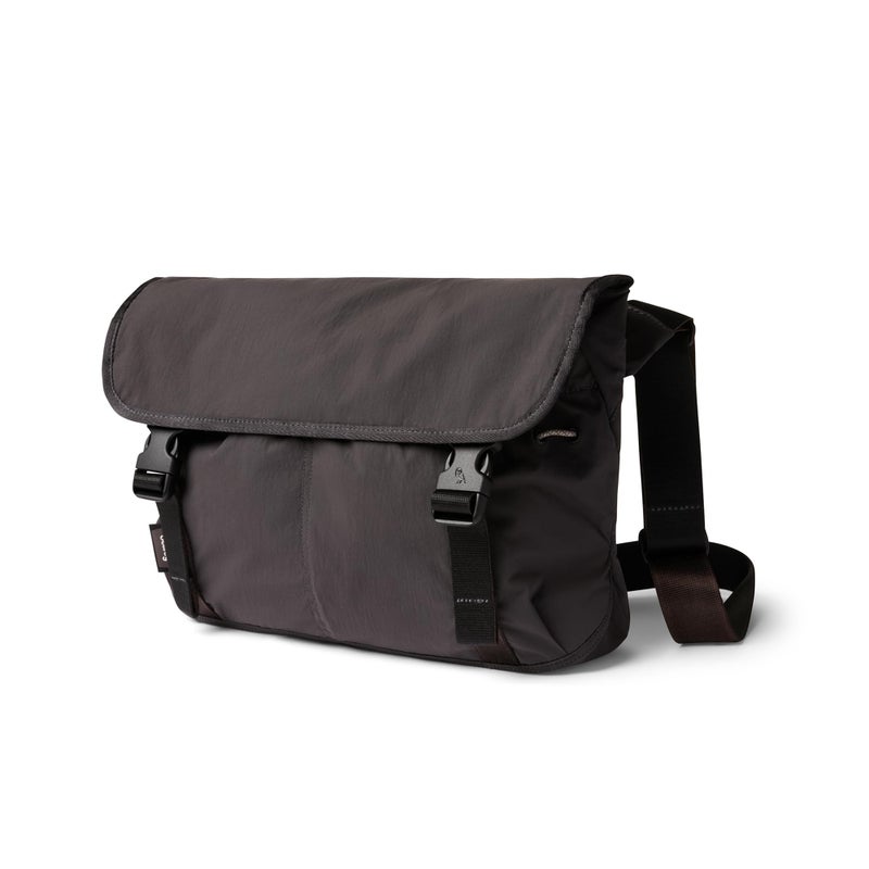 Bellroy Cinch Messenger (12 liter lightweight shoulder bag, water-resistant fabric, effortless organization) - Charcoal - Image 1