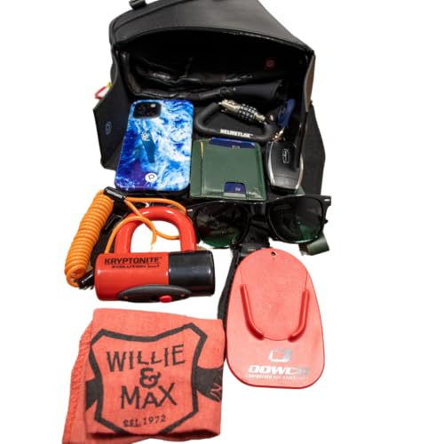 Dowco حقيبة سوانغارم صغيرة للدراجات النارية من ويلي وماكس مصنوعة من الجلد الصناعي الأسود لطرازات سوفتيل/سوانغارم مثلث - مشابك كروم - مصنوعة في الولايات المتحدة الأمريكية [59776-00] - Image 5