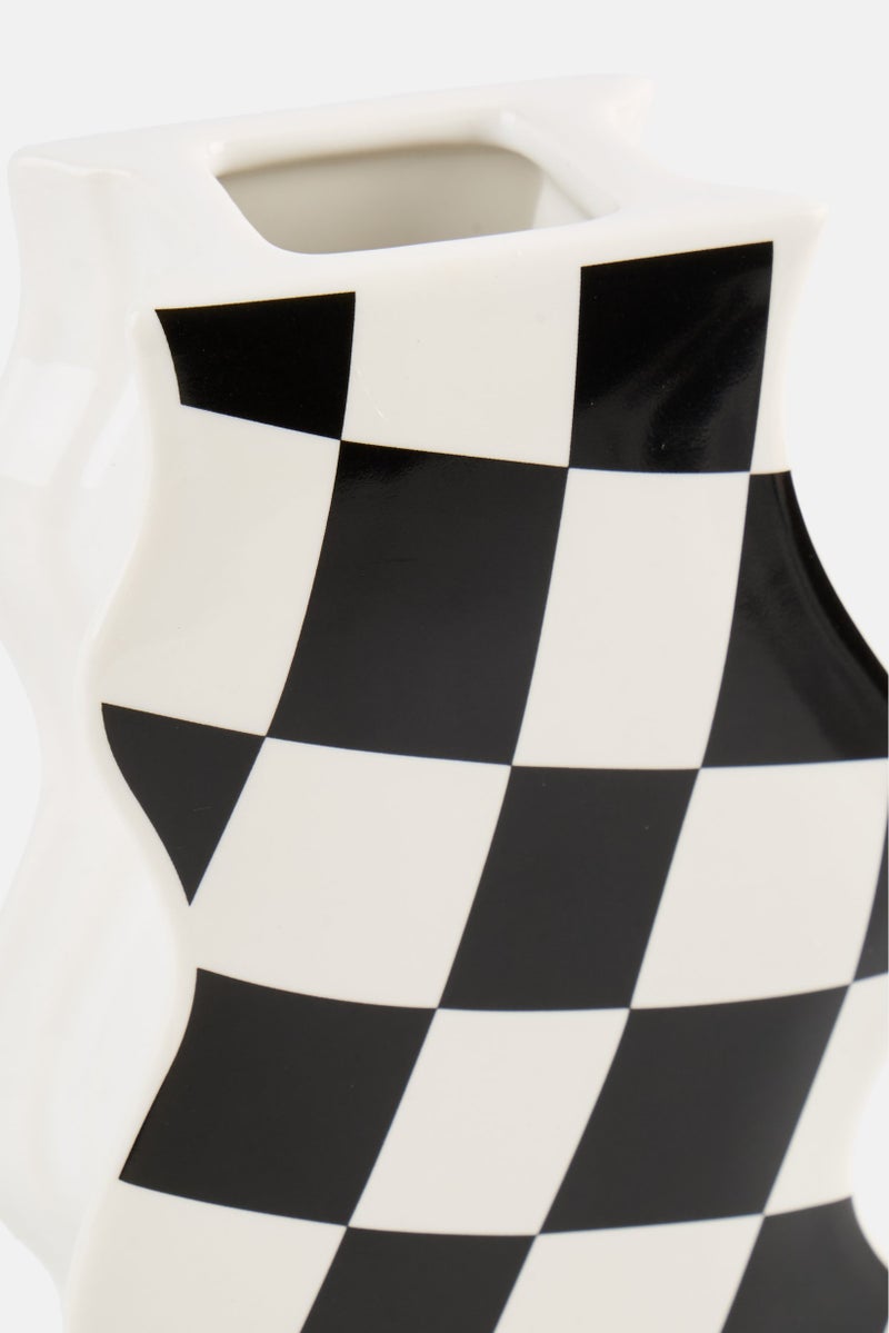 Muy Mucho Checkered Design Ceramic Vase, Multicolor  - Image 3