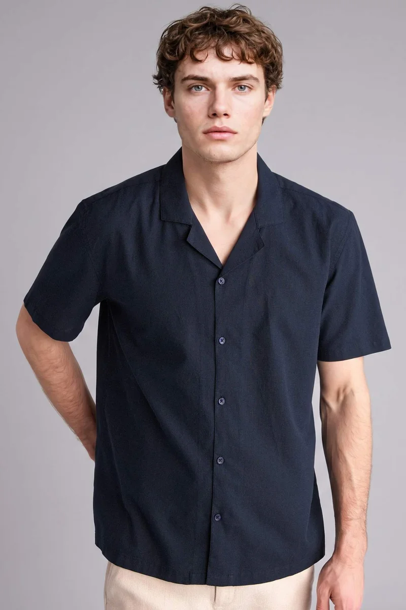 ديفاكتو Regular Fit Resort Neck Cotton Short Sleeve Shirt