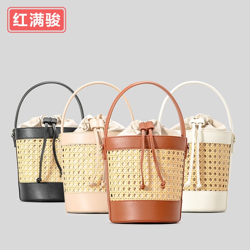 New Handmade Woven Rattan Bucket Bag Women'S Seaside Vacation Hollow Drawstring Handbag Niche Shoulder Crossbody Bag - Image 5