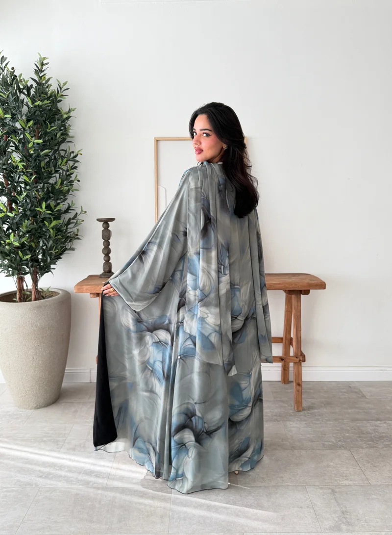 Lusin Abaya Indian Chiffon Abaya with Smoky Wave Print – Grey