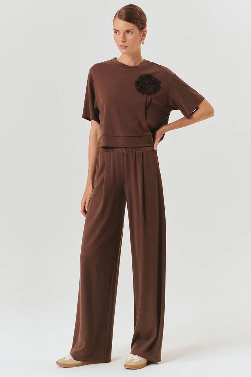 Exquise Detailed Embroidered Brown Crop Modal Blend Knit T-Shirt
