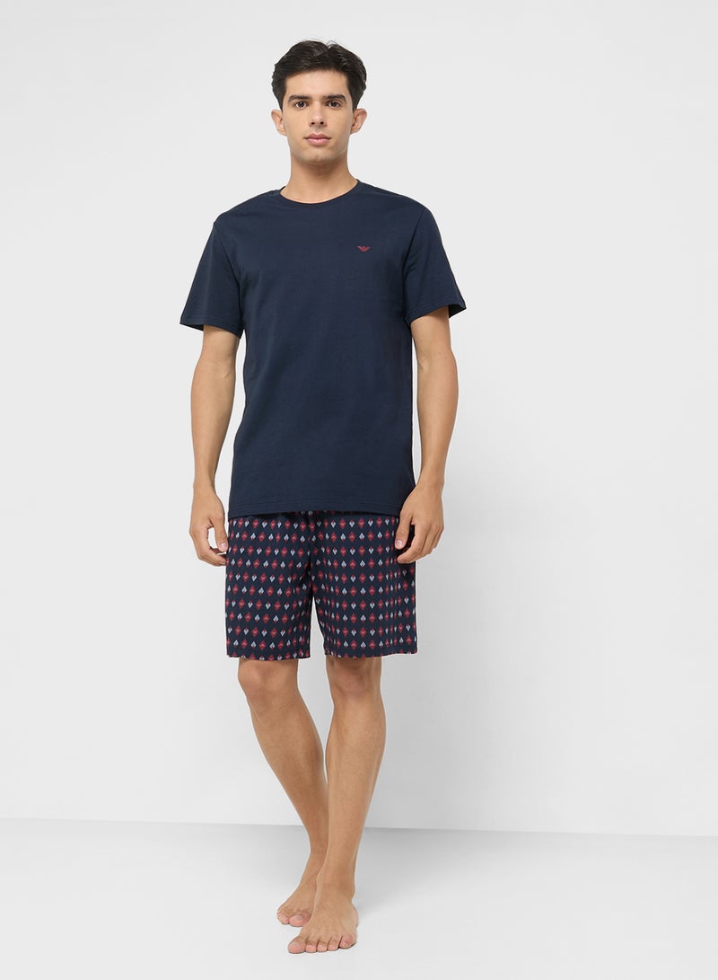 امبوريو ارماني طقم تي شيرت وشورت بشعار - Image 1