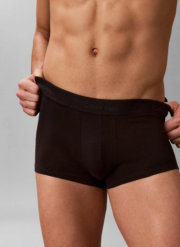 CALVIN KLEIN  3 Pack Of Low Rise Trunks for Men | Best Price UAE