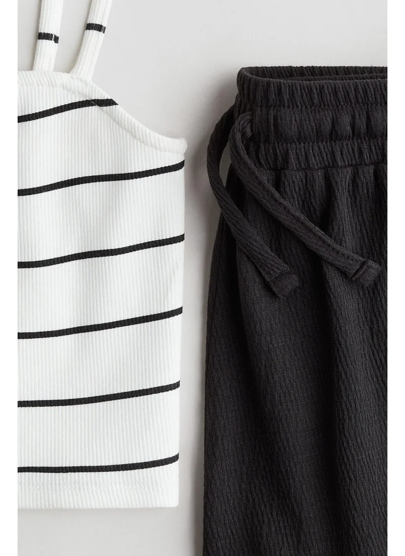 H&M 2-piece strappy top and shorts set