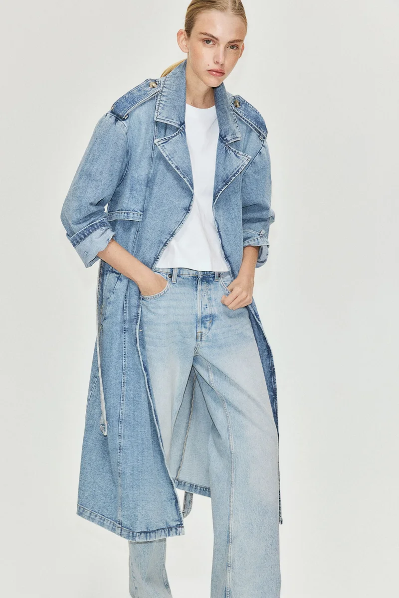 اتش اند ام جينز بخصر عادي وقصّة مستقيمة