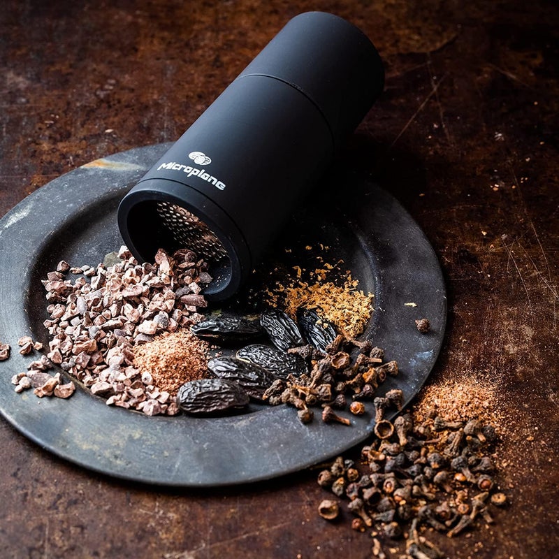 Microplane Manual Spice Mill - Cinnamon Grinder and Nutmeg Grater (Black) - Image 4
