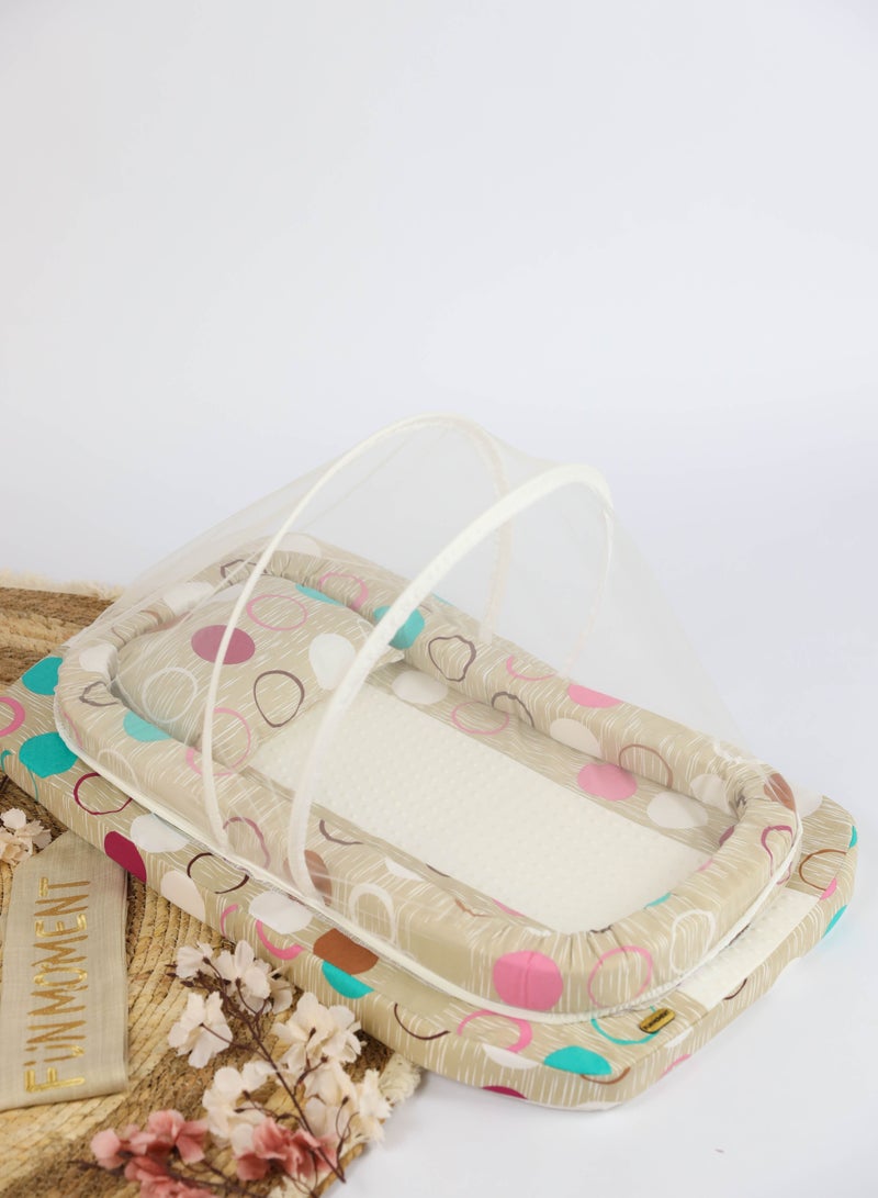 FUN MOMENT An ultra-soft and breathable newborn sponge bed with a variety of designs - Image 1