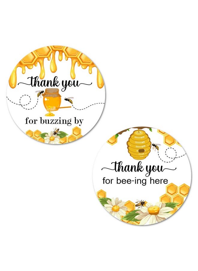 روكاباري ملصقات شكر Bumble Bee مقاس 40 قطعة، ملصقات دائرية لامعة كبيرة مقاس 2 بوصة، مناسبة لحفلات استقبال المولود وأعياد الميلاد، رائعة كهدايا للحفلات والعلامات والألعاب والمستلزمات. صنع في الولايات المتحدة الأمريكية  - Image 1