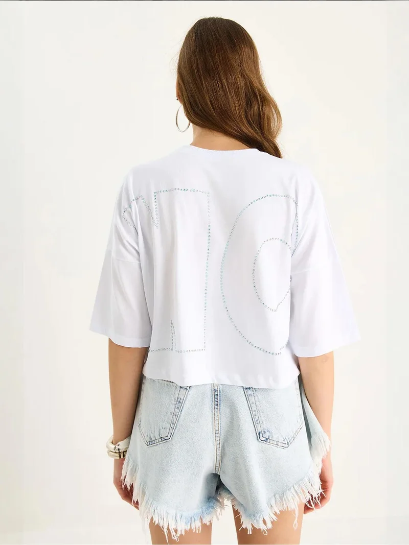Bianco Lucci White LUCCI Comfort Fit Crew Neck T-Shirt with Pearl Detail for Women | Best Price UAE