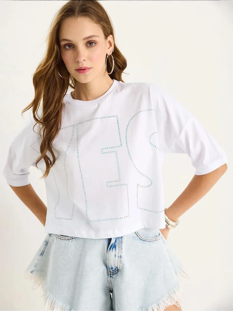 Bianco Lucci White LUCCI Comfort Fit Crew Neck T-Shirt with Pearl Detail for Women | Best Price UAE