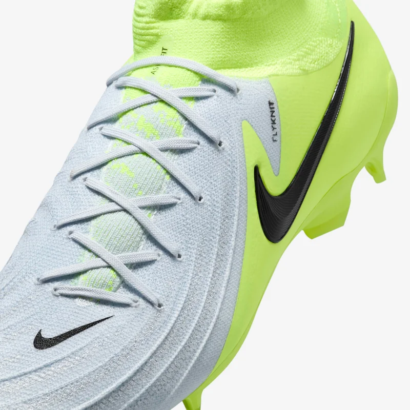 Nike Phantom Luna 2 Pro Firm Ground Football Shoes