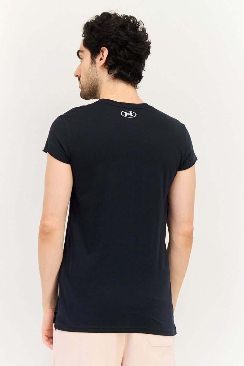 UNDER ARMOUR تي شيرت رياضي للرجال من مشروع روك × أندر أرمور بأكمام قصيرة، خارجي، أسود - Image 4