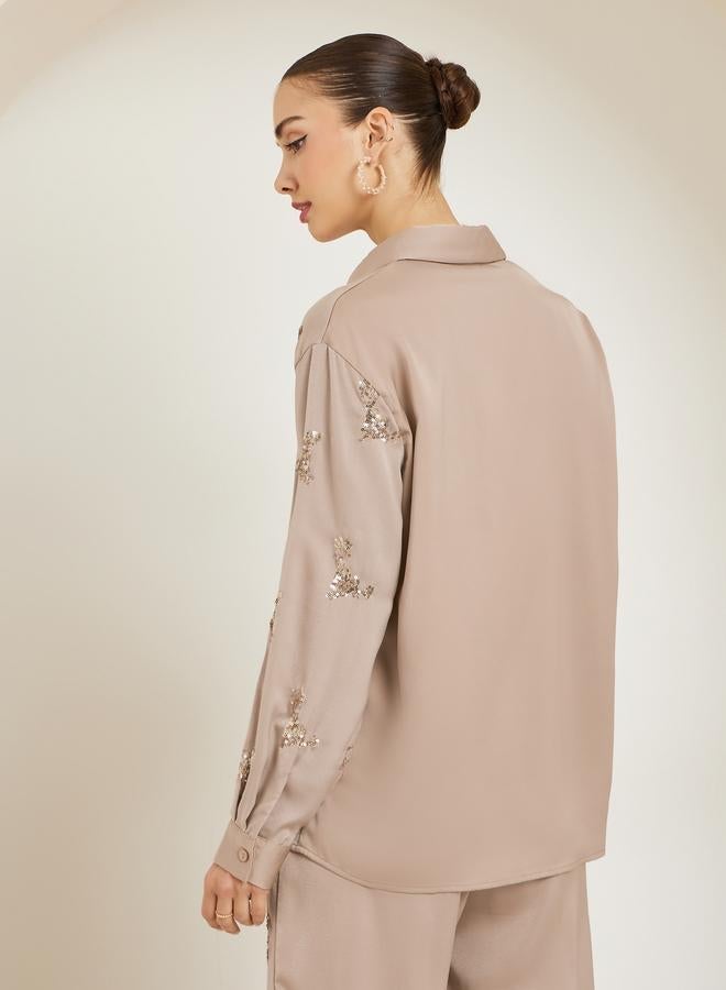 ستايلي بلوزة ساتان للسهرة مطرز بالترتر - Image 5