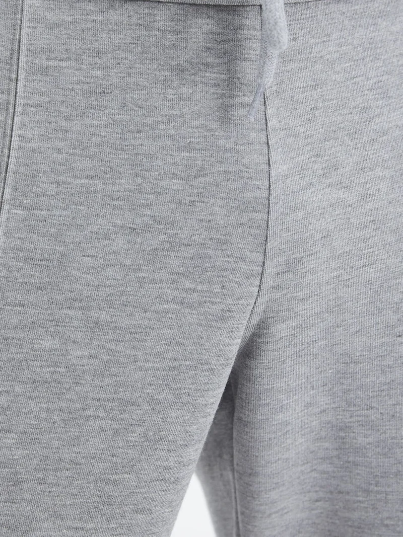 تومي لايف TOMMY Men's Regular-Fit 3-Thread Fleece Sweatpants