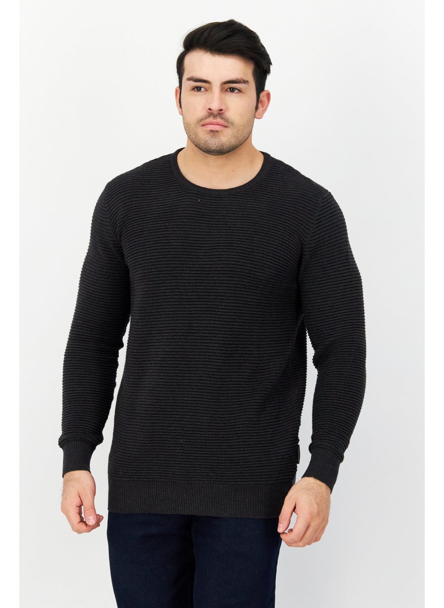 Men Crew Neck Textured Sweatshirt, Charcoal - pzsku/ZE465B30ED133010DDD3BZ/45/_/1724351462/9db6dfb3-8f5f-4f2f-aed8-3643347349e3