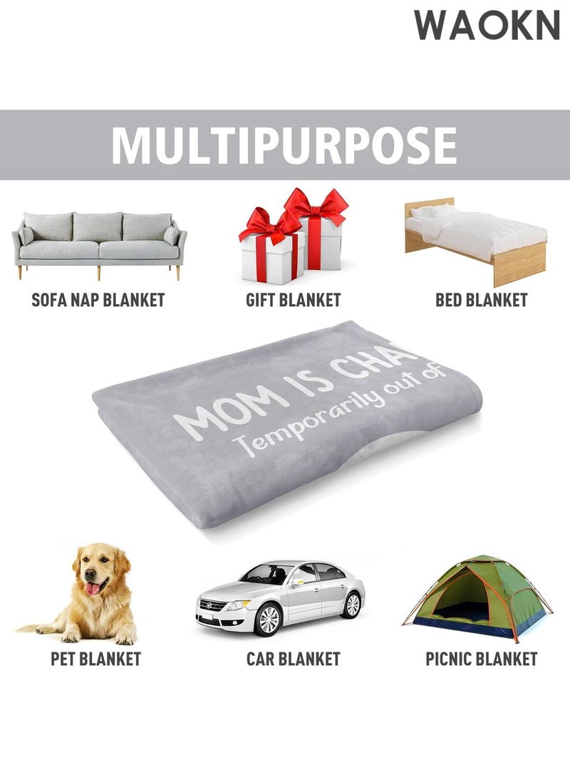 دبليو أيه أو كي أن بطانية زاوية مضحكة لمنع الشخير للأم - بطانية عملية لقيلولة السفر، 60 بوصة × 50 بوصة، هدية ناعمة من الصوف لأعياد الميلاد والتقاعد - أفضل هدية من الابنة/الابن للأم - هدايا مبتكرة بتصميم فكاهي (رمادي) - Image 2