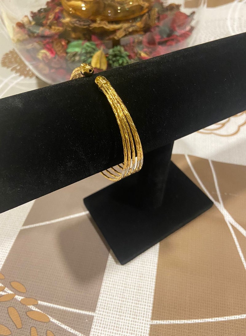 Jewelry 4You Elegant 18k Gold Plated Bracelet For Women - Image 4